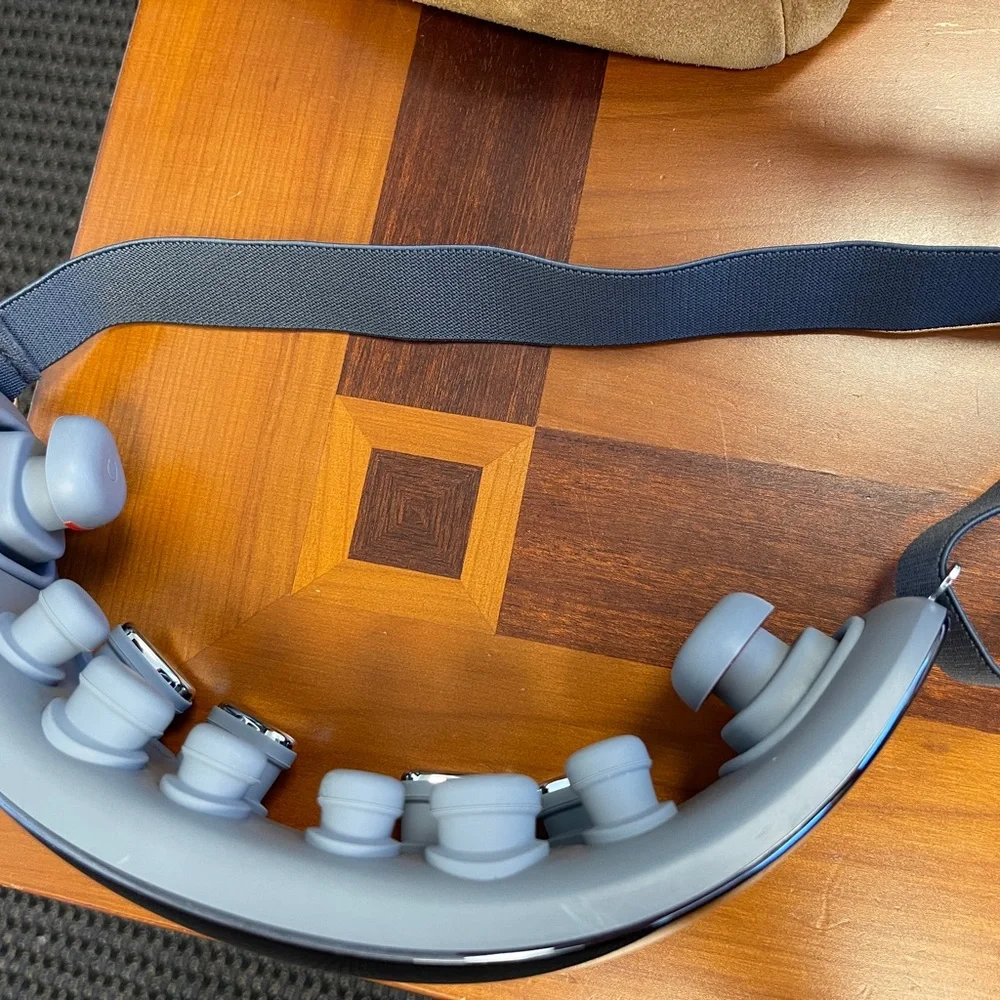Heated eye massager. New in box!